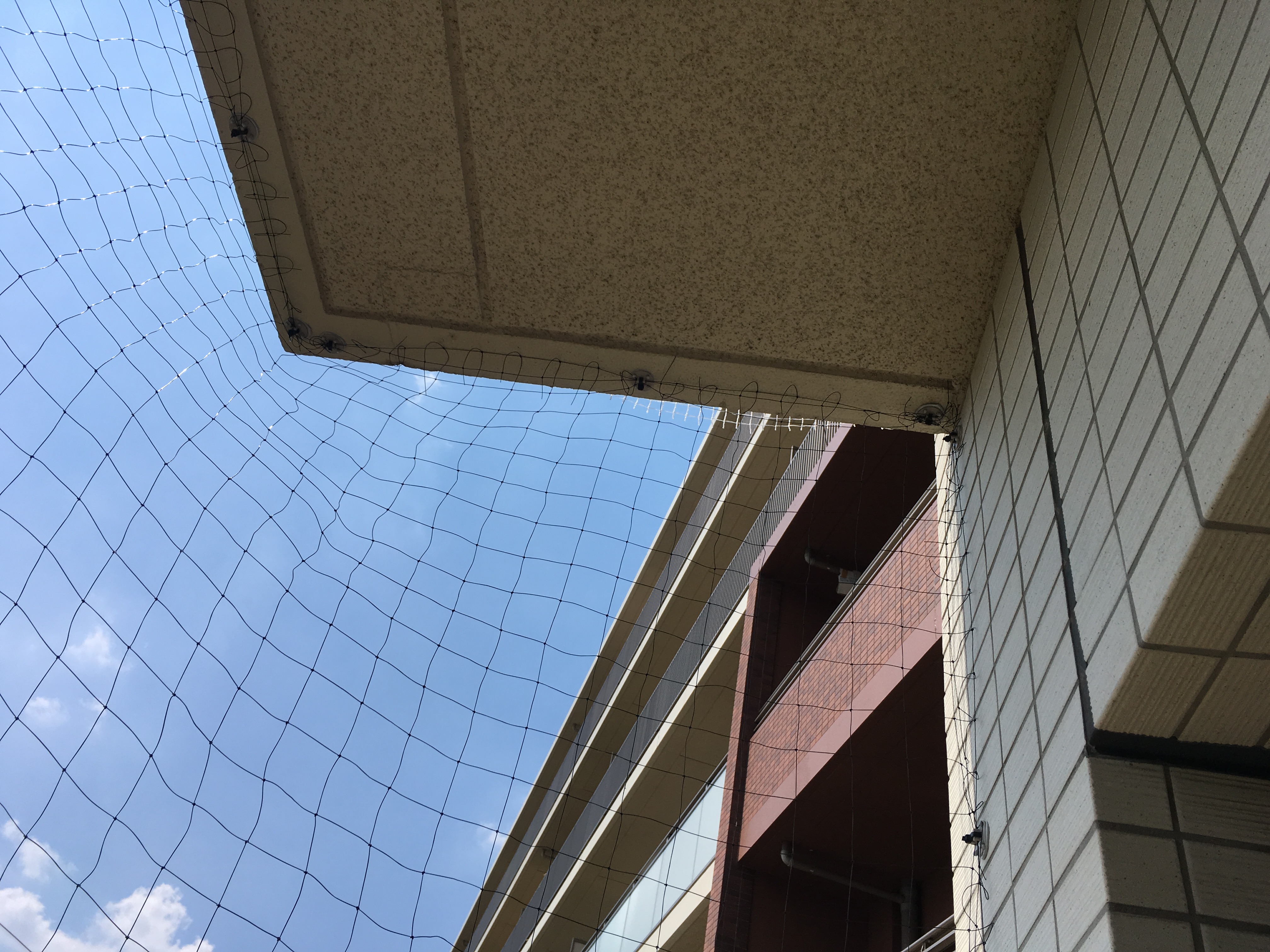 埼玉県　さいたま市北区　マンション　サービスバルコニーピーコンネット施工