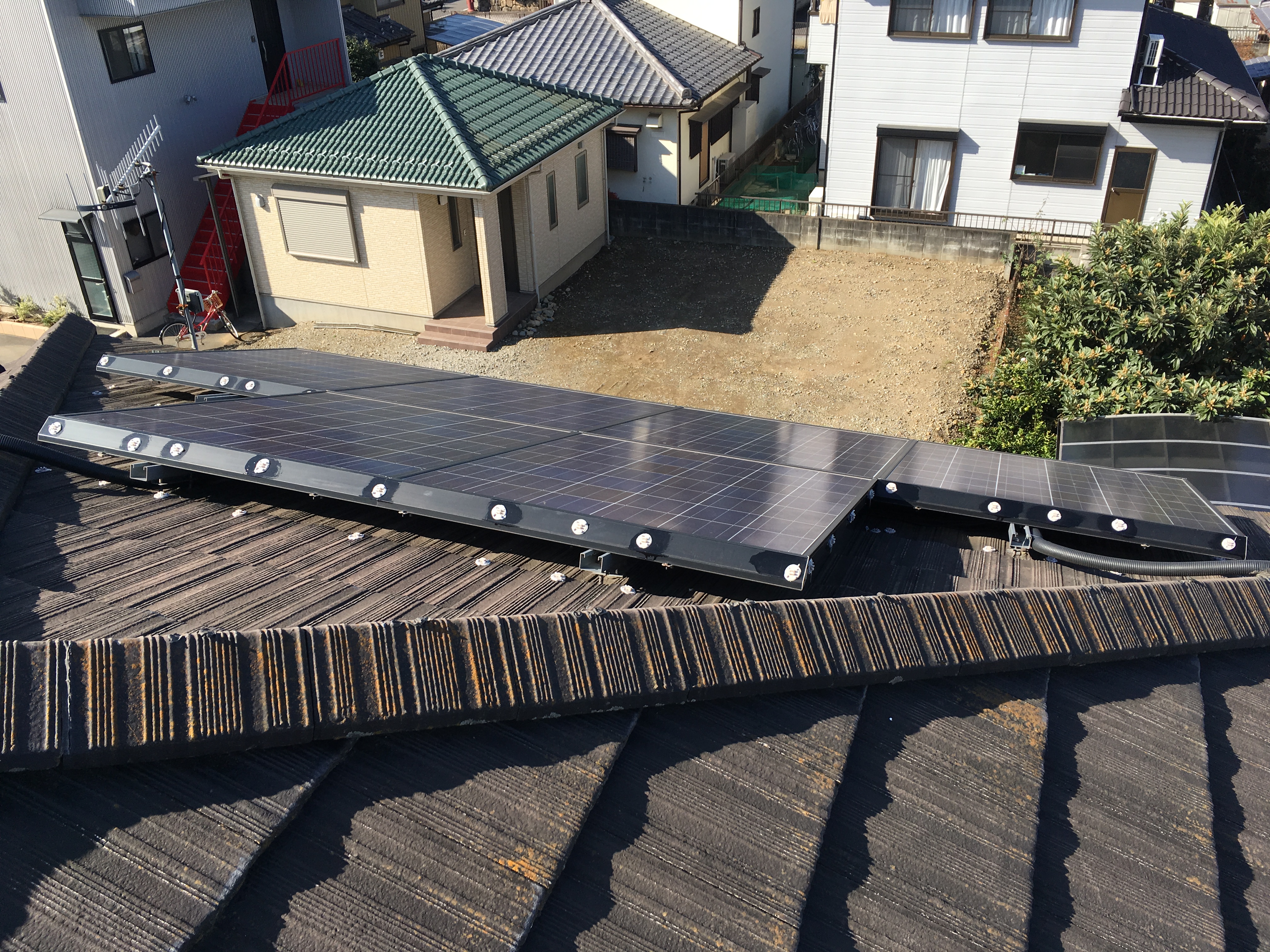 埼玉県　深谷市　太陽光パネルピーコンネット施工