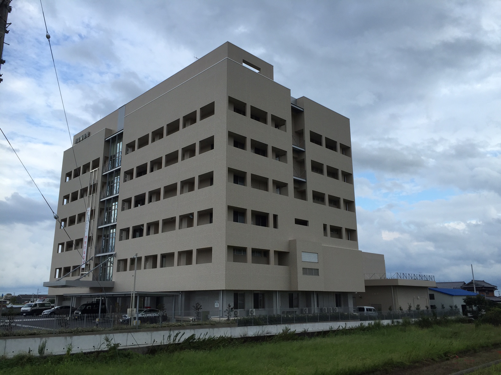 高知県　南国市　警察署　鳩対策（ピーコンネット、ピーコンスパイク施工）