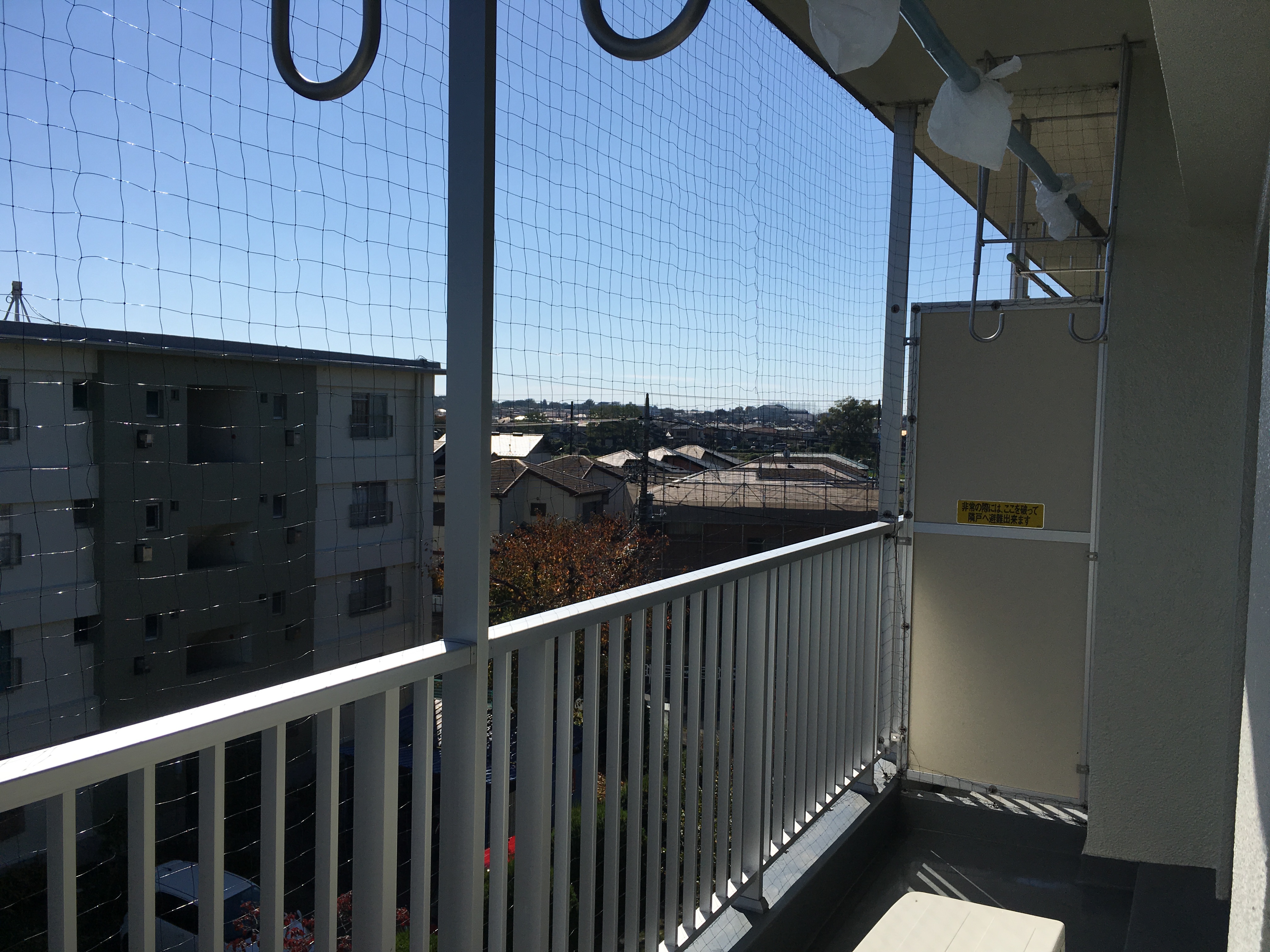 埼玉県さいたま市　マンションベランダ　ピーコンネット設置工事