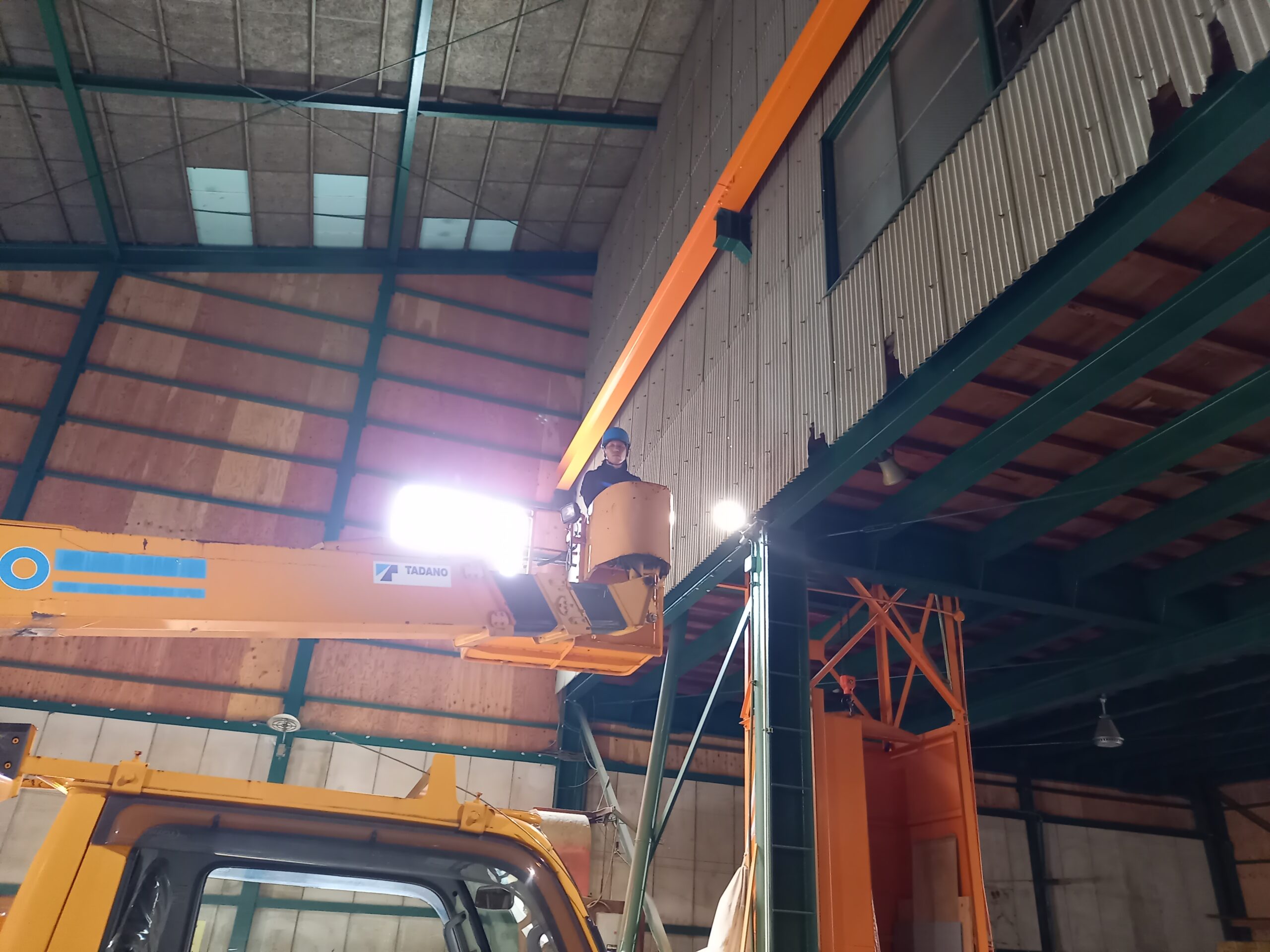 京都市山科区　材木会社作業場　ピーコンネット１５取付施工