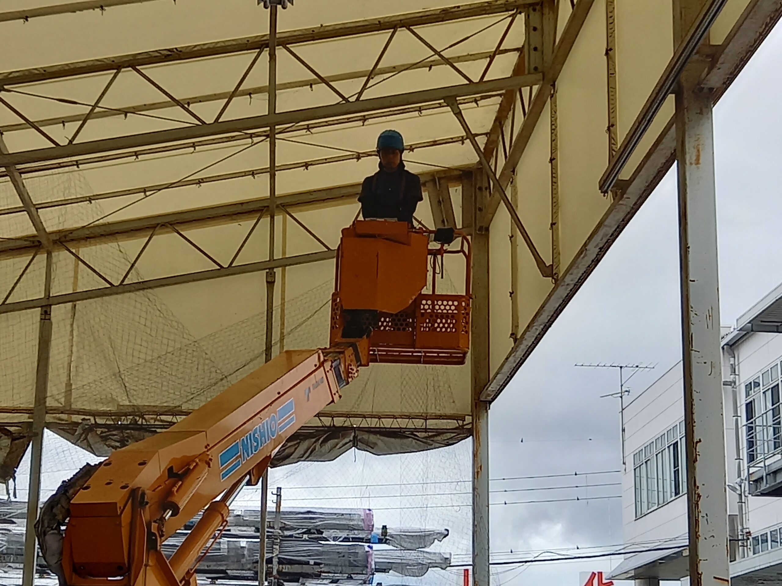 滋賀県栗東市　某工場材料置場　ピーコンネット５０取付施工