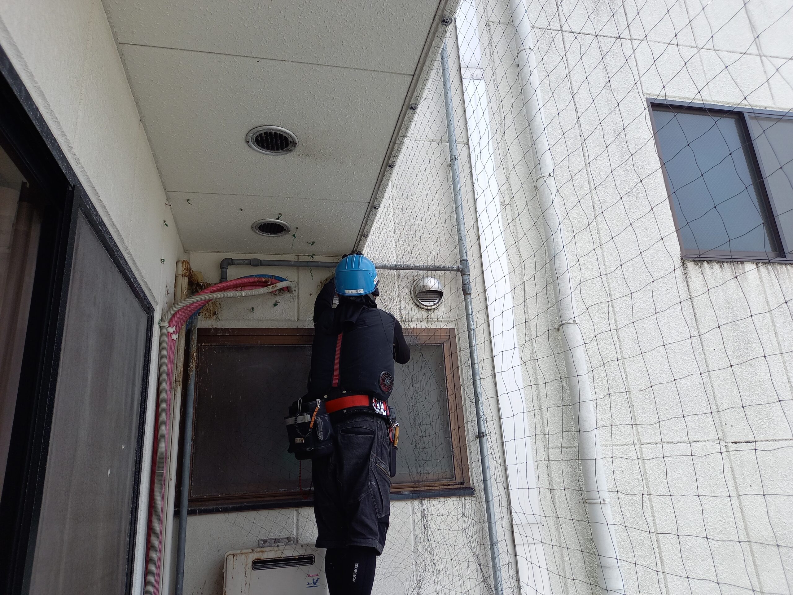 愛知県岡崎市　老人介護保険施設ベランダ　ピーコンネット５０取付施工