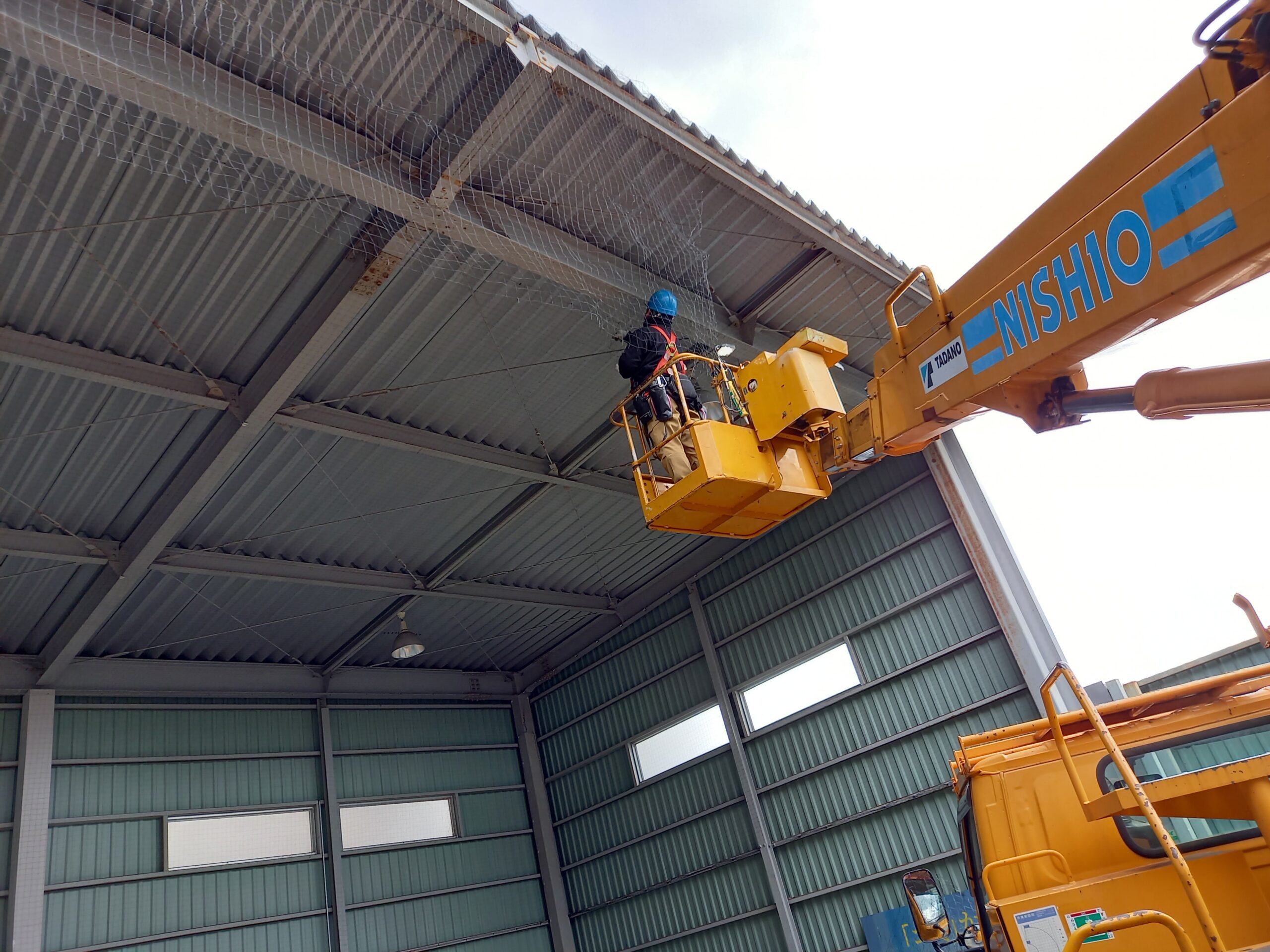 京都府向日市　某社駐車場　ピーコンネット５０取付施工