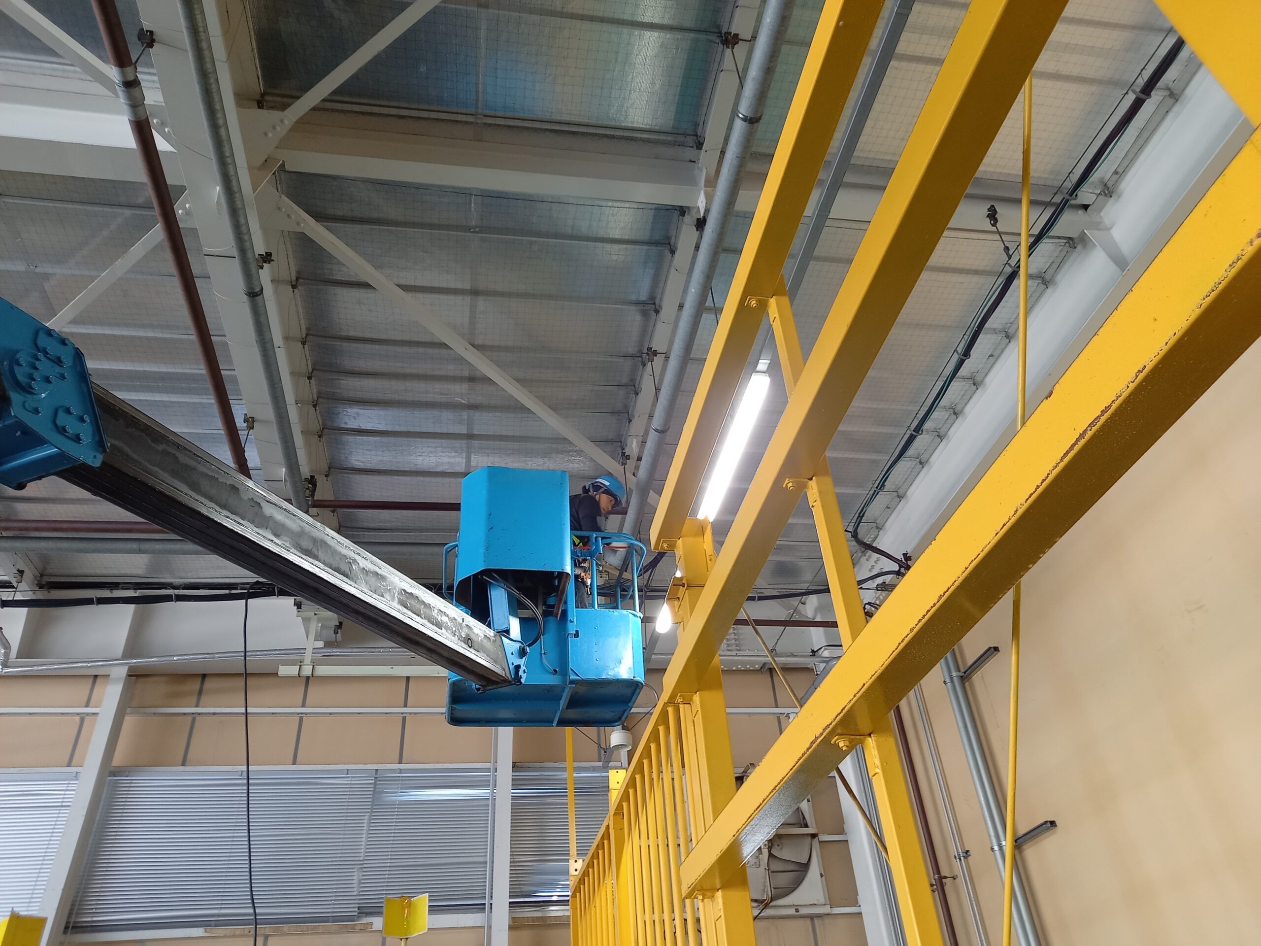 愛知県飛島村　某社物流センター　ピーコンネット１５取付施工