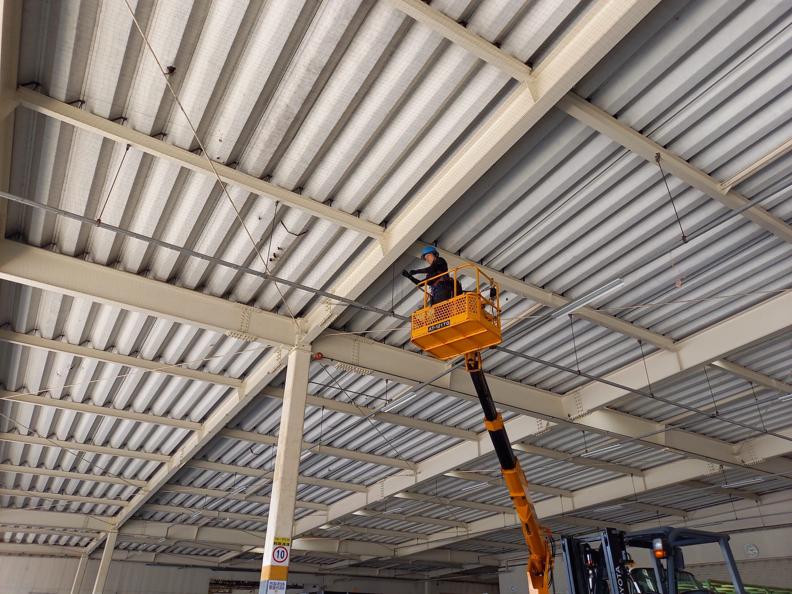 愛知県東浦町工場トラックヤードにピーコンネット５０取付施工